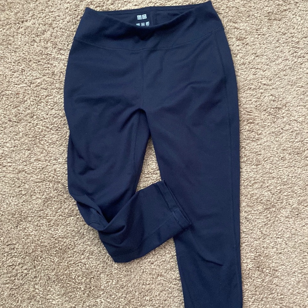 navy blue capri leggings